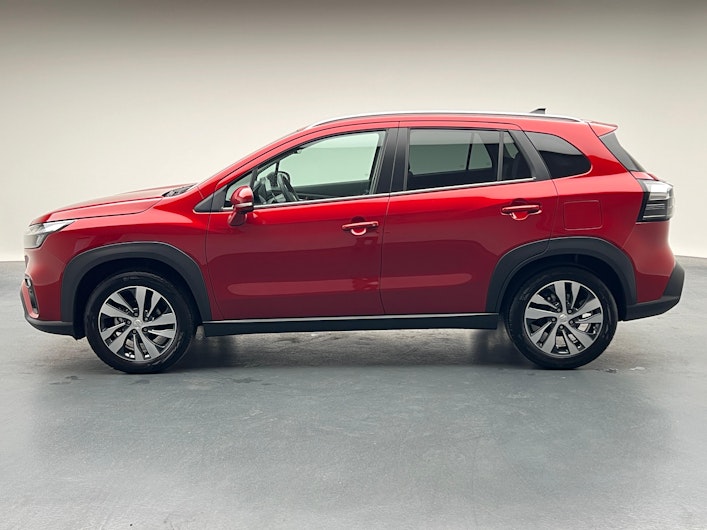 Vehicle image SUZUKI S-CROSS