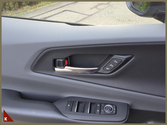 Vehicle image 11 Vehicle image 11