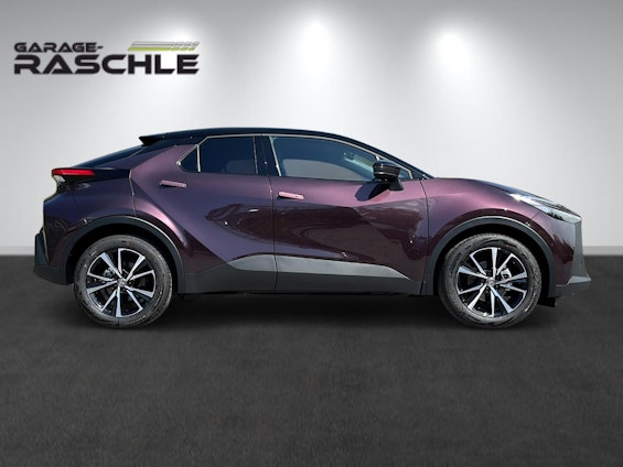 Vehicle image 4 Vehicle image 4