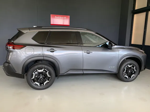 Nissan X-Trail 1.5 VC-T N-Trek e-4orce 7P