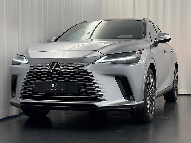 LEXUS RX 450h+ Excellence: Jetzt Probefahrt buchen!