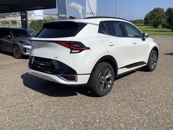 Vehicle image 6 Vehicle image 6