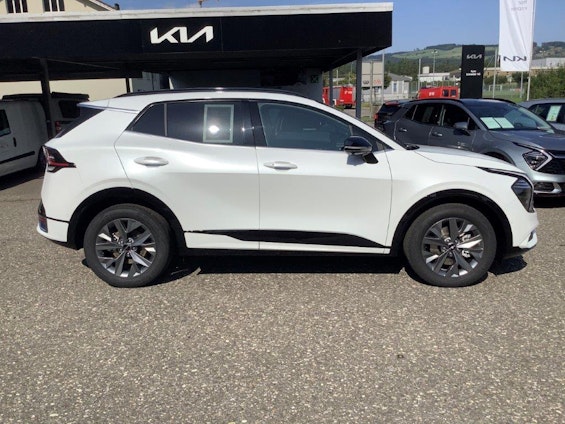 Vehicle image 3 Vehicle image 3