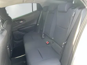 Toyota Prius 2.0 Plug-In-Hybrid Style