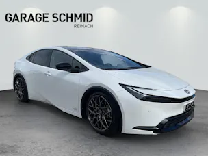 Toyota Prius 2.0 Plug-In-Hybrid Style