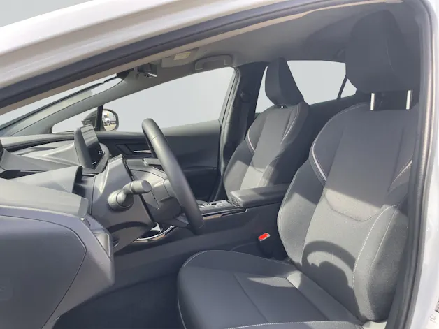 Toyota Prius 2.0 Plug-In-Hybrid Style