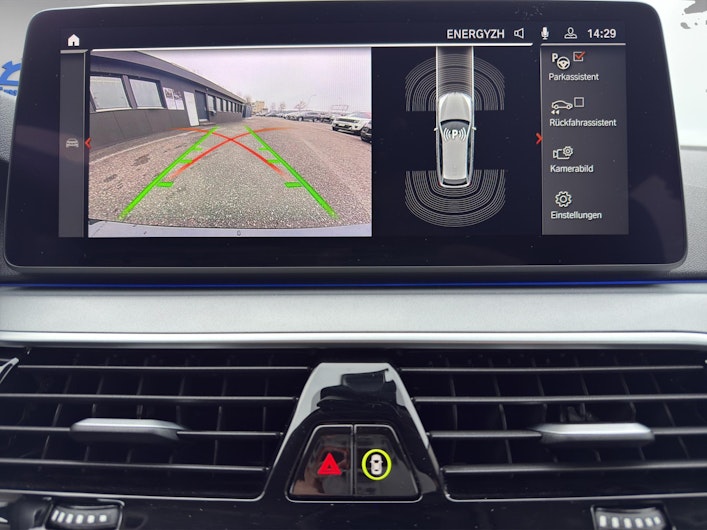 Vehicle image BMW 5 SERIES