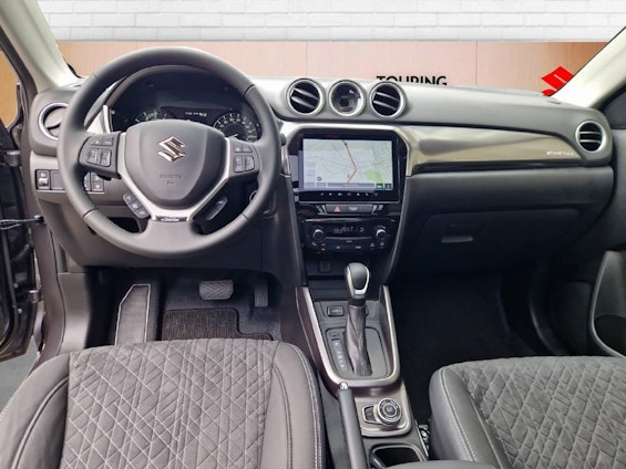 Vehicle image 12