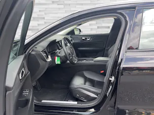 Volvo V60 Cross Country 2.0 B4 AWD