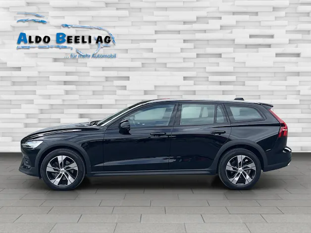 Volvo V60 Cross Country 2.0 B4 AWD