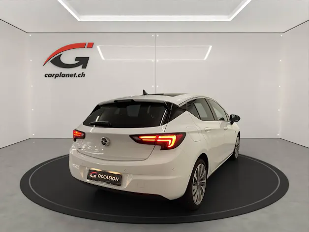 Opel Astra 1.4 T Elegance S/S