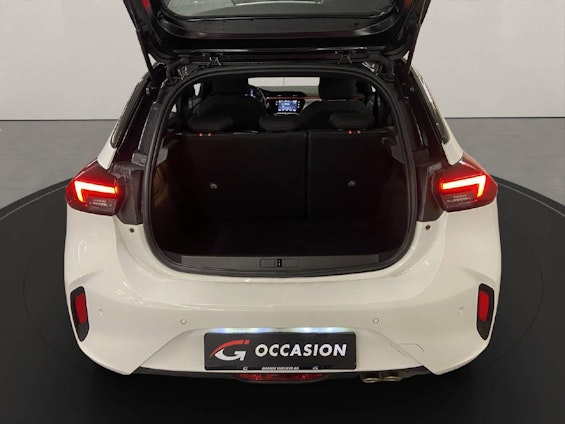 Vehicle image 12 Vehicle image 12