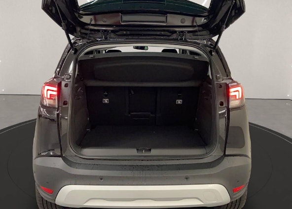 Vehicle image 12 Vehicle image 12