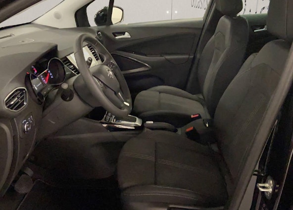 Vehicle image 4 Vehicle image 4