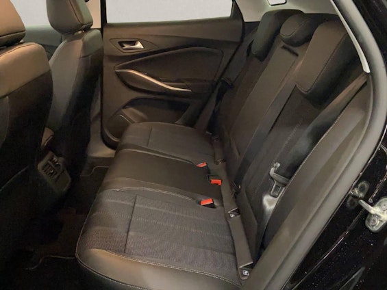 Vehicle image 10 Vehicle image 10