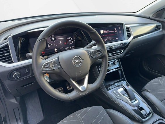 Vehicle image 11 Vehicle image 11