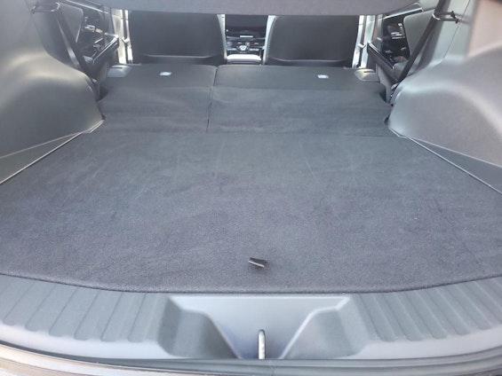 Vehicle image 15 Vehicle image 15