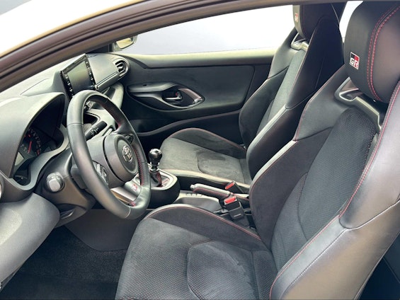 Vehicle image 7 Vehicle image 7