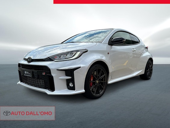 First vehicle image First vehicle image