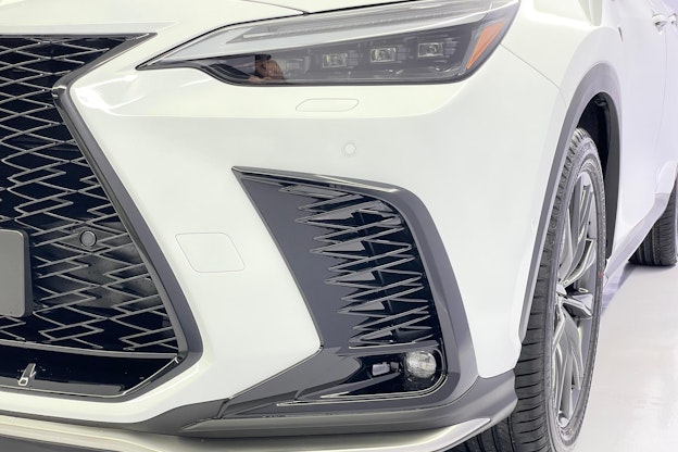 Vehicle image 18 Vehicle image 18