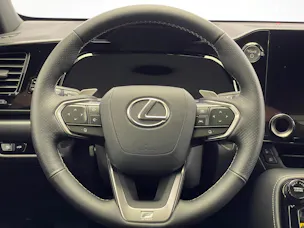 Lexus NX 350h F-Sport