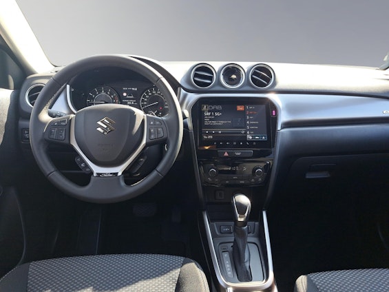 Vehicle image 11