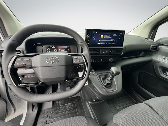 Vehicle image 11 Vehicle image 11