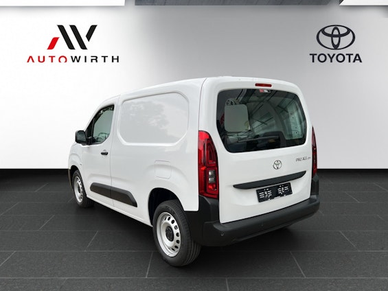 Vehicle image 6 Vehicle image 6