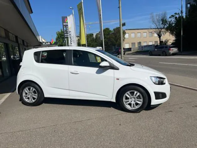 Chevrolet Aveo 1.4 LT