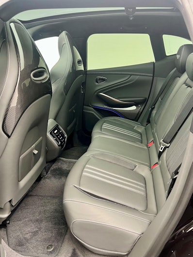 Vehicle image ASTON MARTIN DBX