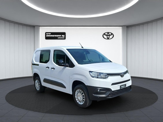 Vehicle image 2 Vehicle image 2