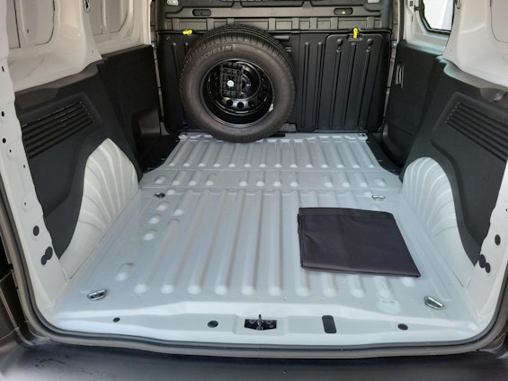 Vehicle image 14 Vehicle image 14