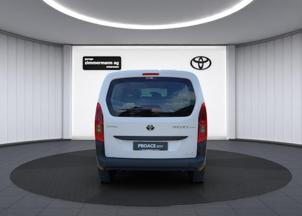 Vehicle image 7 Vehicle image 7