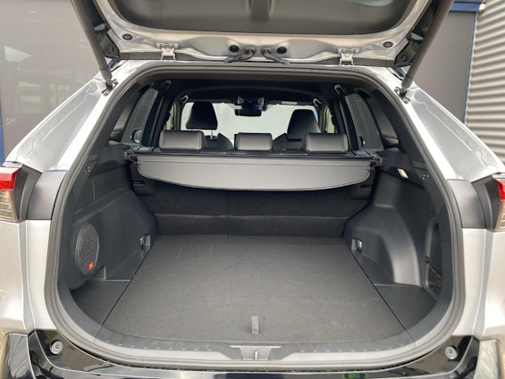 Vehicle image 12 Vehicle image 12