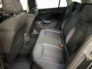 SKODA Kamiq 1.0 TSI Ambition DSG