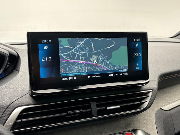 Vehicle image PEUGEOT 5008