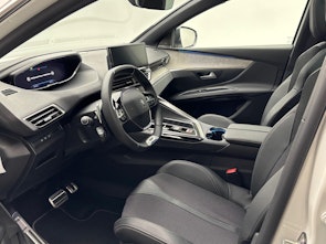 Vehicle image PEUGEOT 5008 1.5 BlueHDi GT