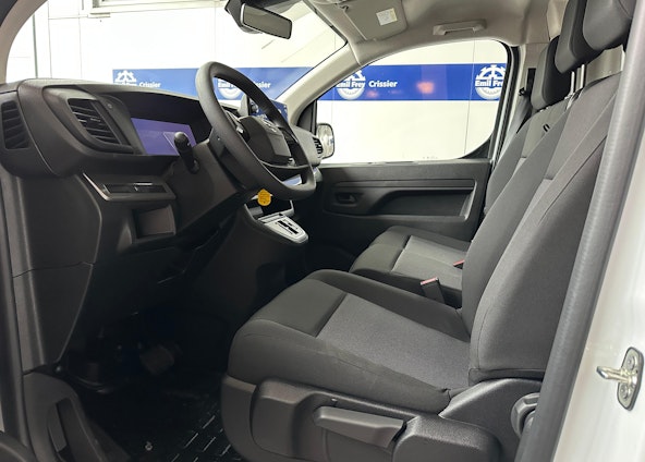 Vehicle image 3 Vehicle image 3