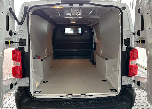 Vehicle image 2 Vehicle image 2