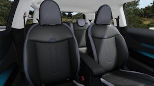 Vehicle image MINI F66 1.5i Cooper C