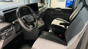 Vehicle image FORD Transit C Nugget 320 L1 2.0 EcoBlue 170 Titanium