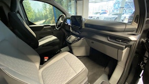 Vehicle image FORD Transit C Nugget 320 L1 2.0 EcoBlue 170 Titanium