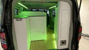 Vehicle image FORD Transit C Nugget 320 L1 2.0 EcoBlue 170 Titanium