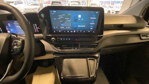 Vehicle image FORD Transit C Nugget 320 L1 2.0 EcoBlue 170 Titanium