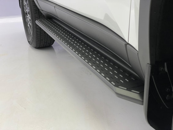 Vehicle image 17 Vehicle image 17