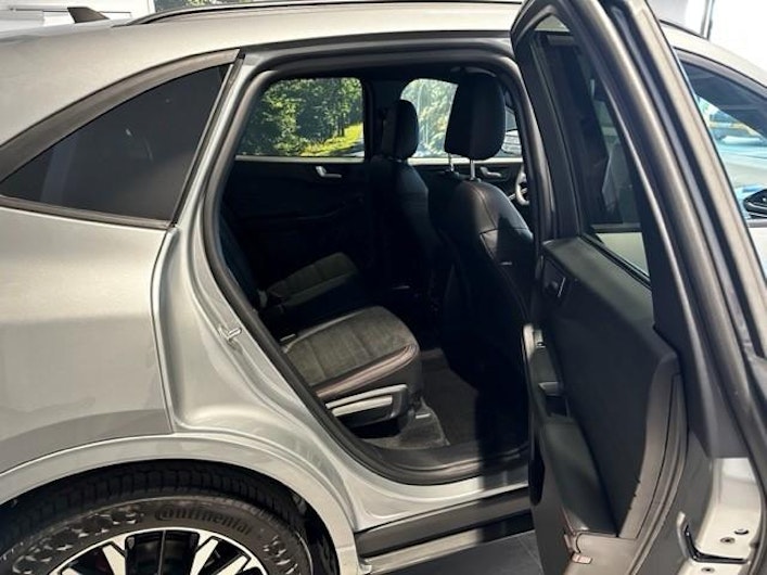 Vehicle image FORD KUGA