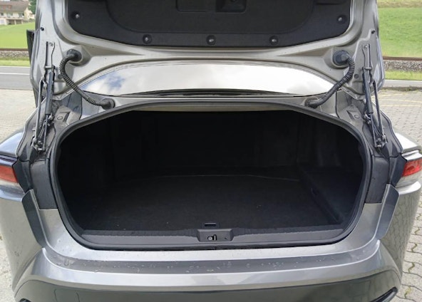 Vehicle image 13 Vehicle image 13