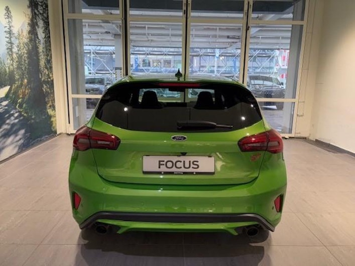 Vehicle image FORD FOCUS