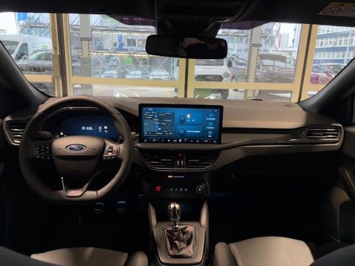 Vehicle image FORD FOCUS