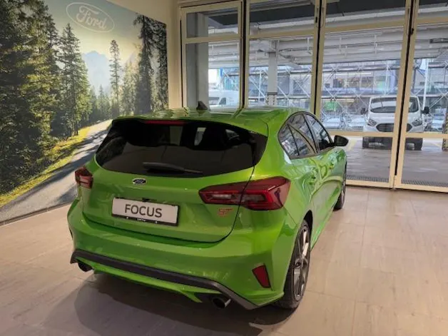 Ford Focus 2.3 EcoB ST X